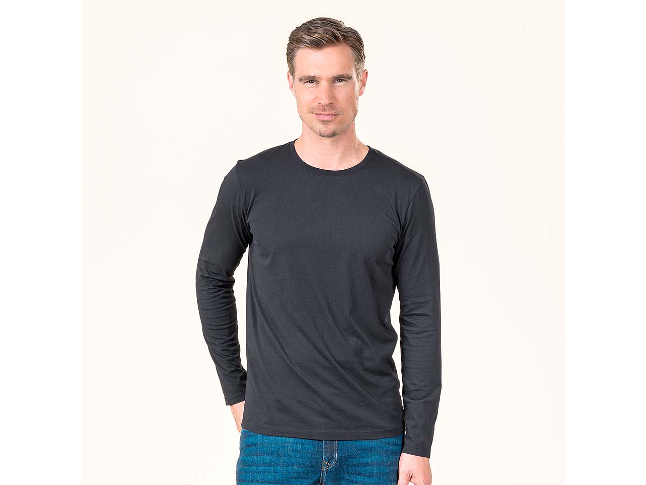 Living Crafts Bio-Herren-Langarmshirt "TERIK" mit Rundhalsausschnitt, black, Gr. XL