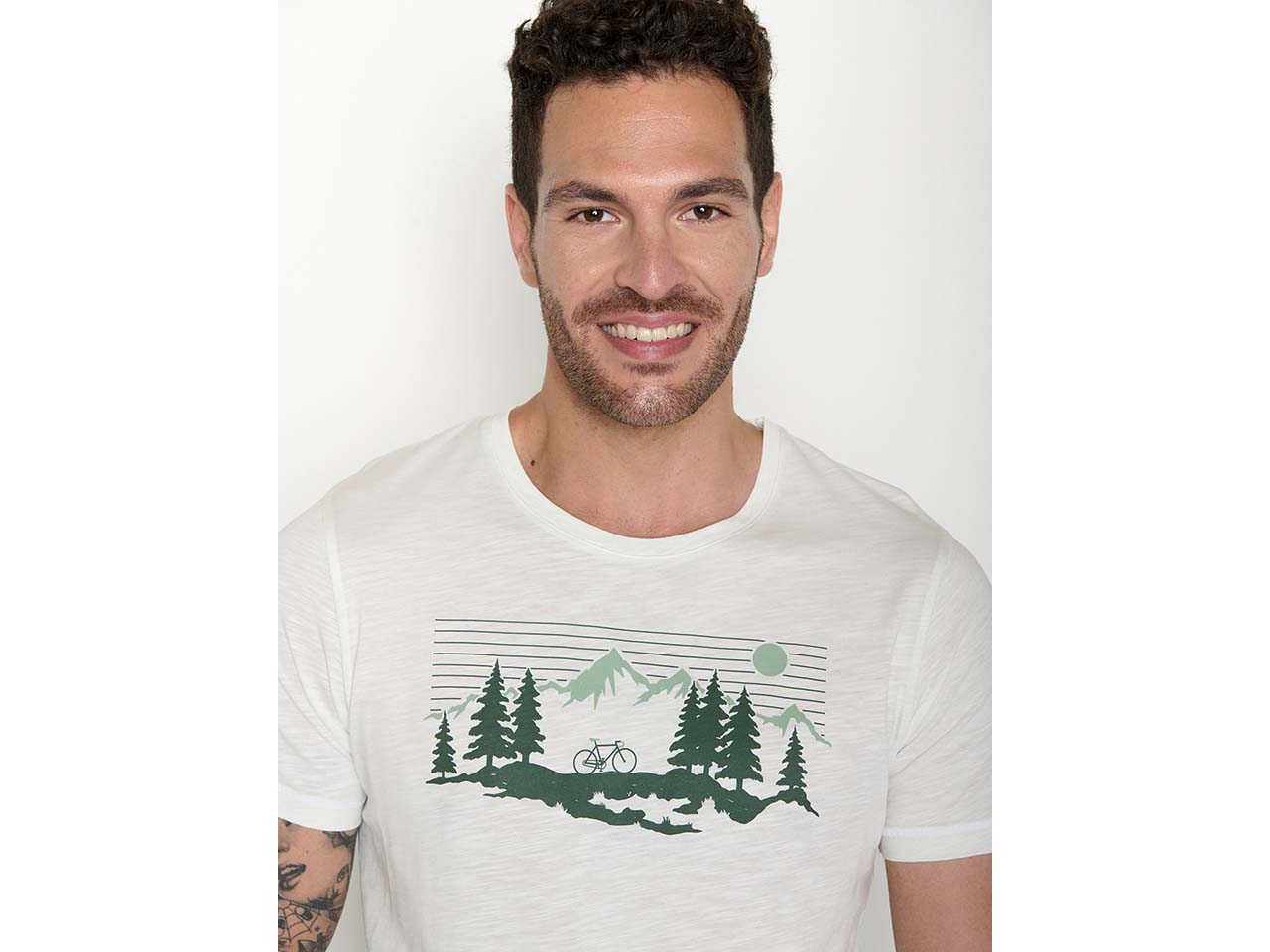 GREENBOMB Bio-Herren-T-Shirt "Bike Mountain Pines" mit Rundhalsausschnitt, moonstone, Gr.L