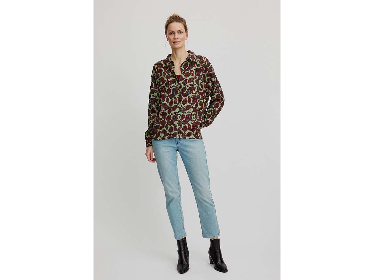 tranquillo Damen-Oversized-Bluse mit abgesetzten Bündchen, botanic, Gr. 38