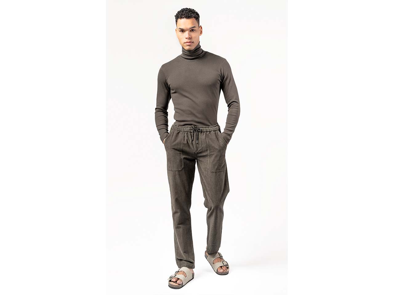 Living Crafts Bio-Herren-Cargo-Cordhose 'YUSTIN' mit aufgesetzten Taschen, walnut, Gr. 32R
