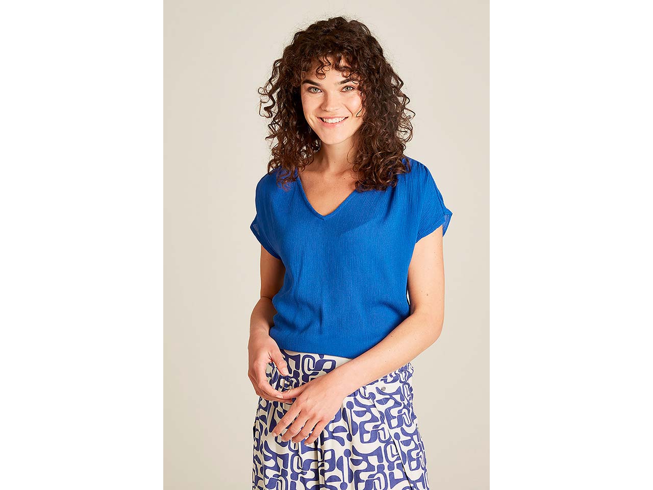 tranquillo Damen-T-Shirt mit dezenten Raffungen, dazzling blue, Gr. 40