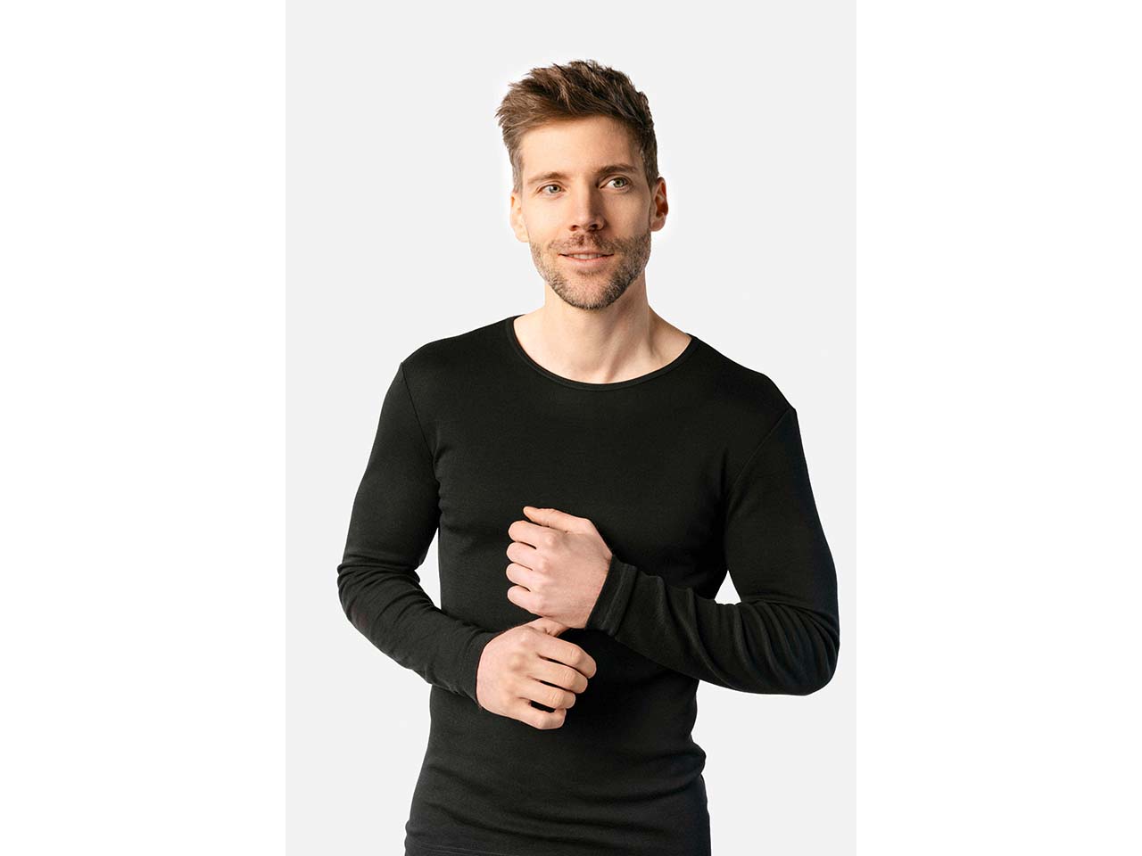 Living Crafts Bio-Herren-Langarmshirt 'LIAM' mir Rundhalsausschnitt, black, Gr. L
