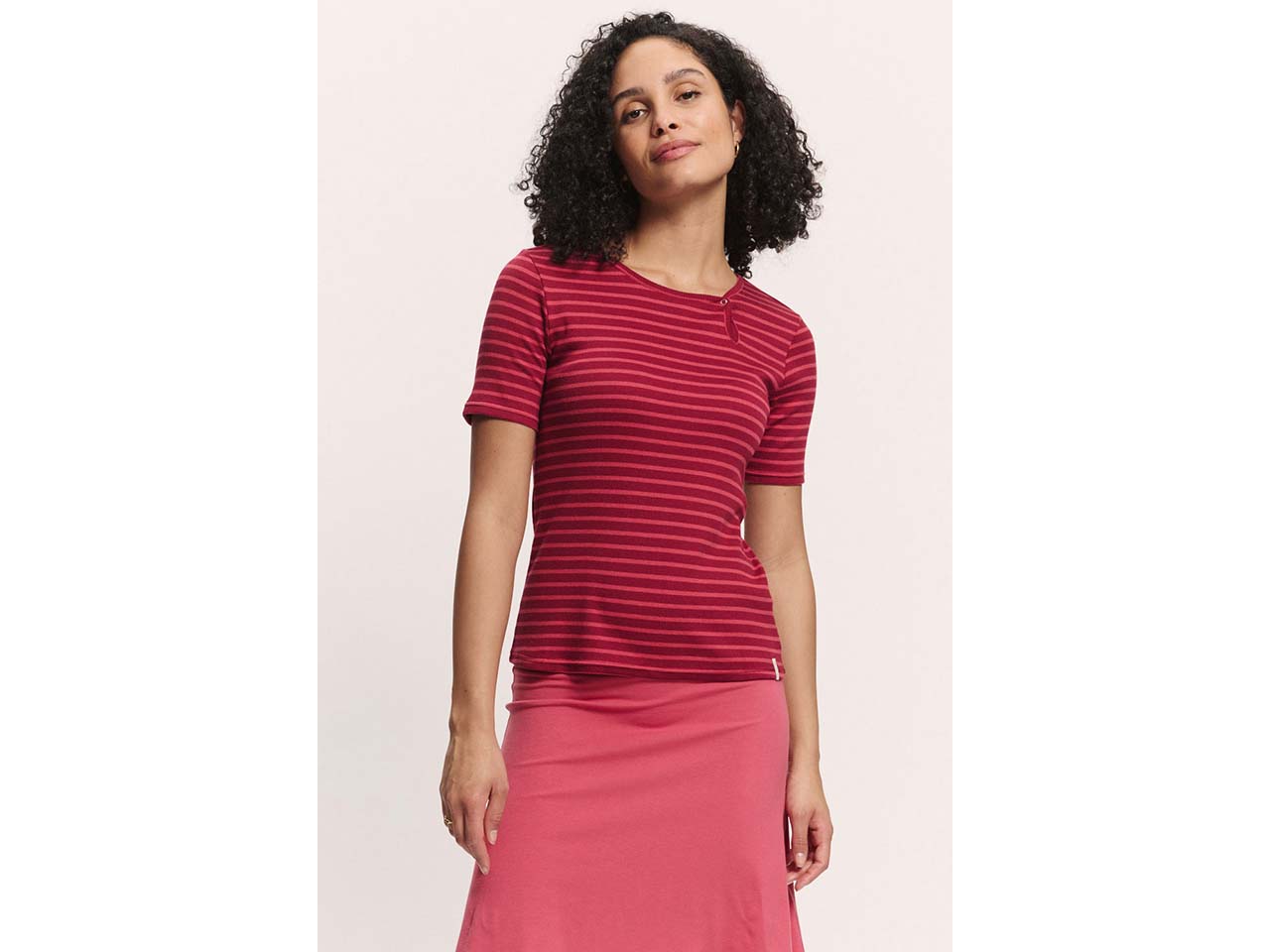 tranquillo Damen-T-Shirt "Lillyy" aus Tencel-Baumwoll-Mix, stripes red, Gr. M