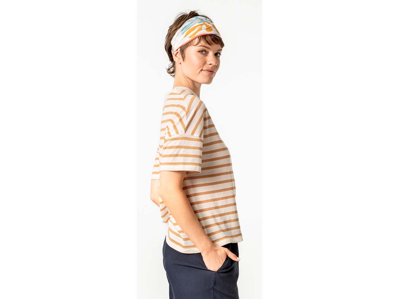 Living Crafts Bio-Damen-T-Shirt "ANSIMA" mit Brusttasche, chalk/drifting sun, Gr. S