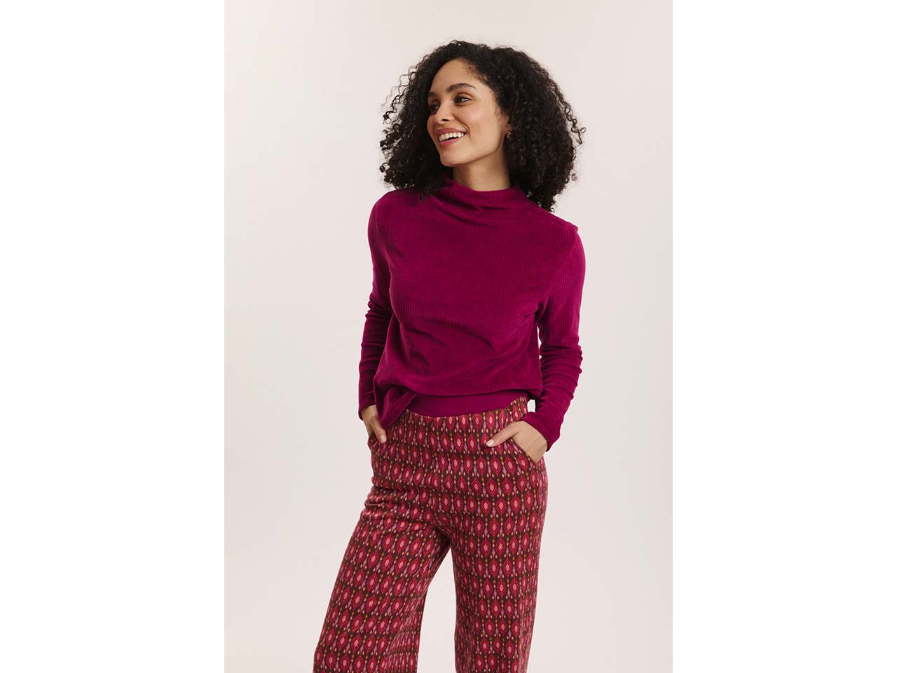 tranquillo Bio-Damen-Sweatshirt 'Selinaa' aus Nicky Velours, raspberry, Gr. S