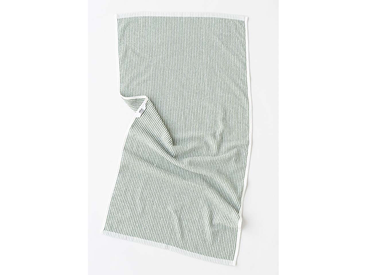 MELA Bio-Duschtuch 'TANVI Stripes' 70x140 cm, aus Frottee, herbal green gestreift