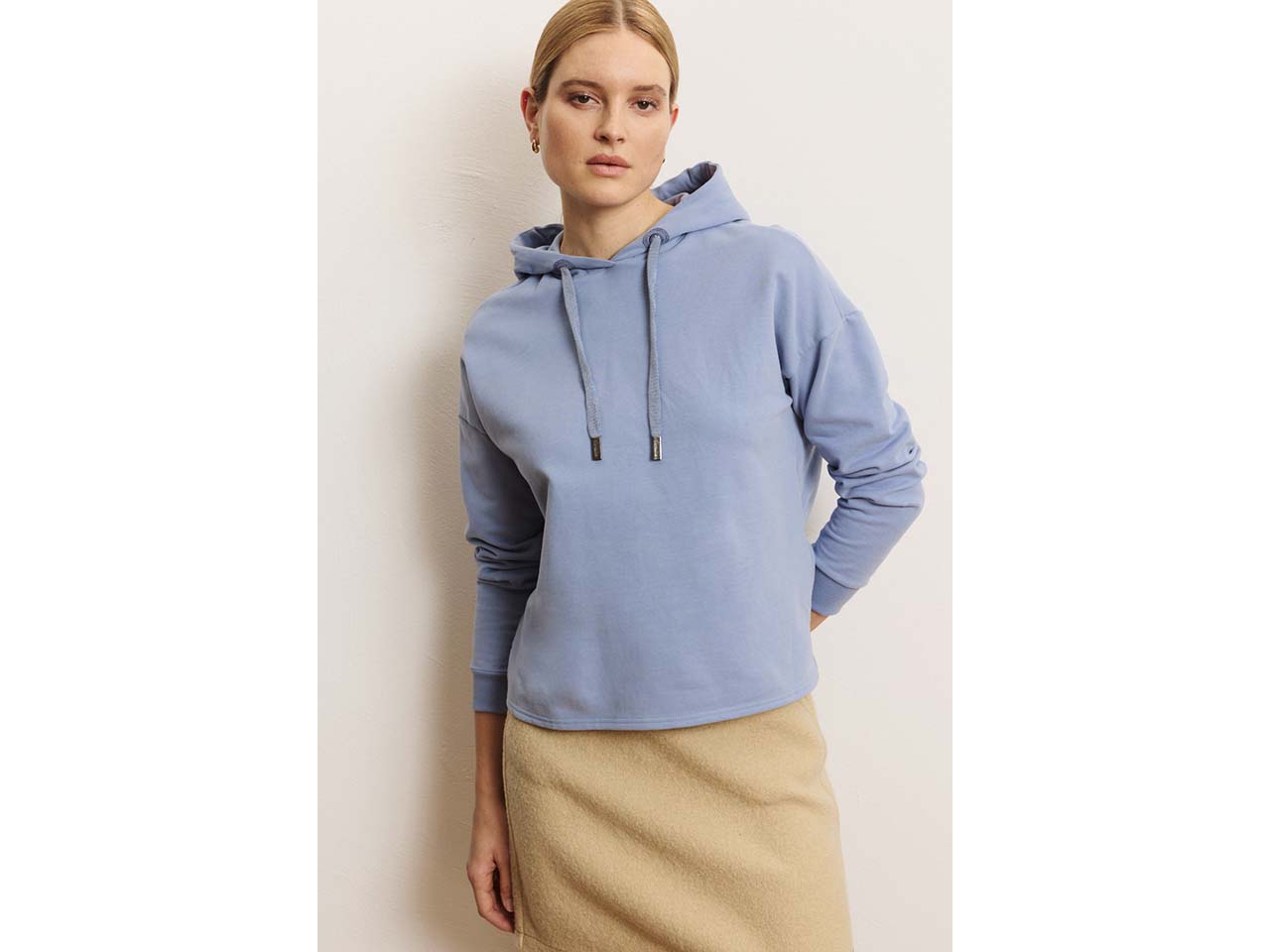 tranquillo Bio-Damen-Hoodie 'Arvidee' kurz geschnitten, tempest blue, Gr. S