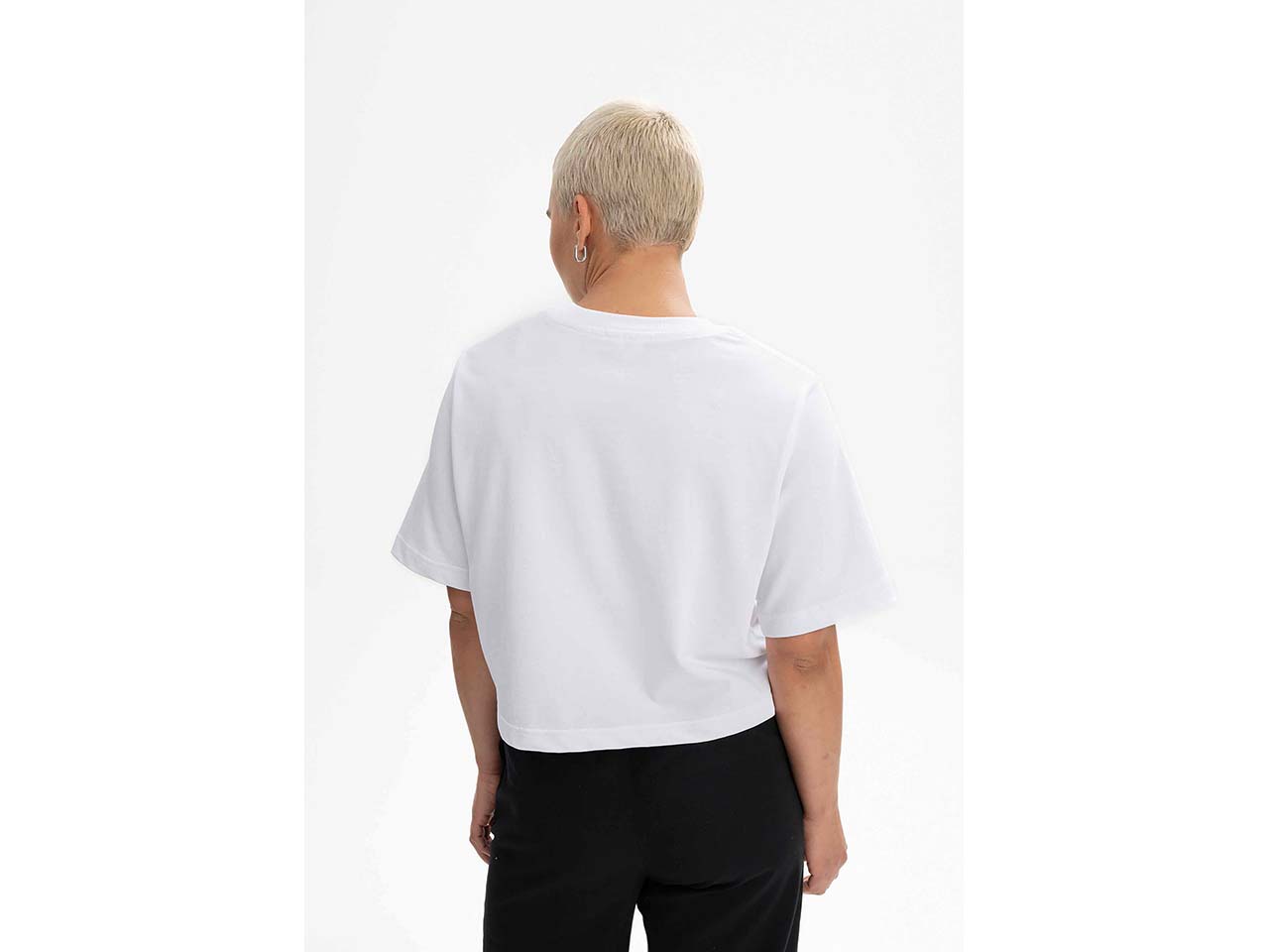 MELA Bio-Damen-T-Shirt "JOSHNA" mit Kaffee-Stickerei, weiß, cropped, Gr. M