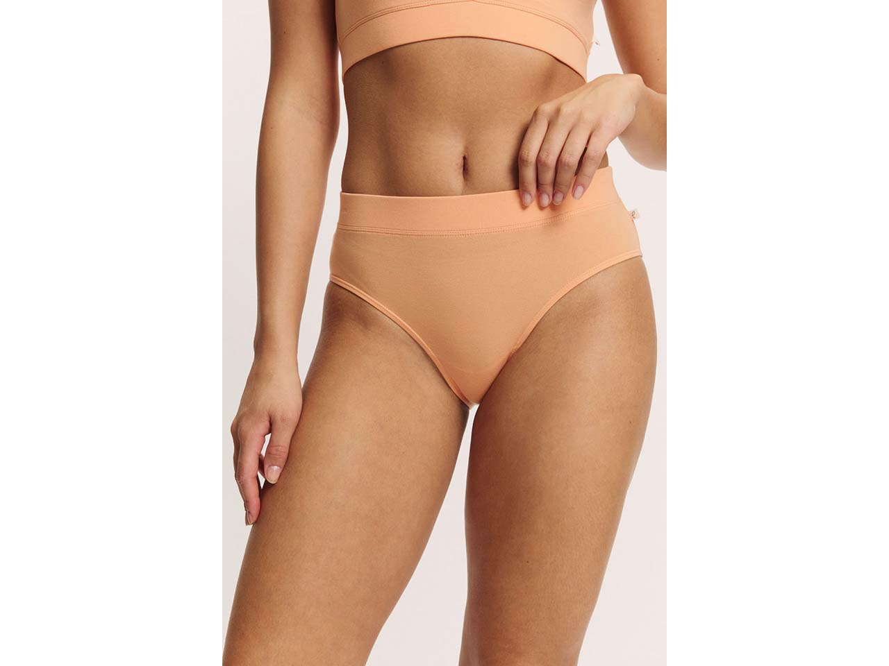 tranquillo Damen-Slip "Pennyy" im klassischen Bikinischnitt aus Tencel, peach, Gr. L