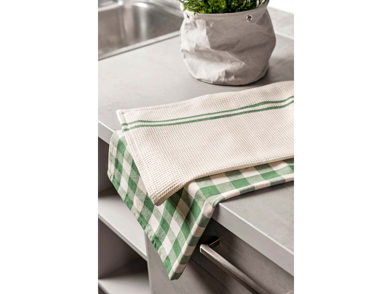 Living Crafts 2er-Pack Bio-Geschirrtücher 'DELHI', green/natural