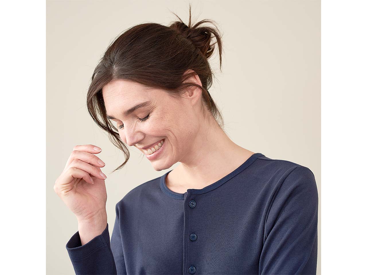 Living Crafts Bio-Unisex-Nachthemd "Dominique" dark navy, Gr. S