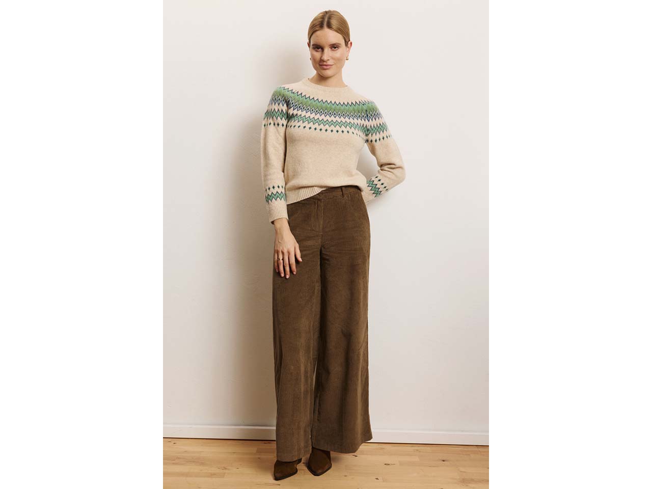 tranquillo Bio-Damen-Cordhose 'Paolaa' mit extra weitem Bein, taupe, Gr. 38