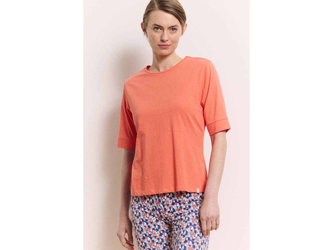 tranquillo Bio-Damen-T-Shirt "Lottee" mit Rundhalsausschnitt, camellia orange, Gr. L