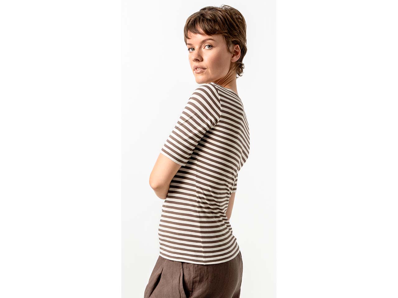 Living Crafts Bio-Damen-T-Shirt "ANNINA" mit Halbarm, earth/chalk, Gr. S