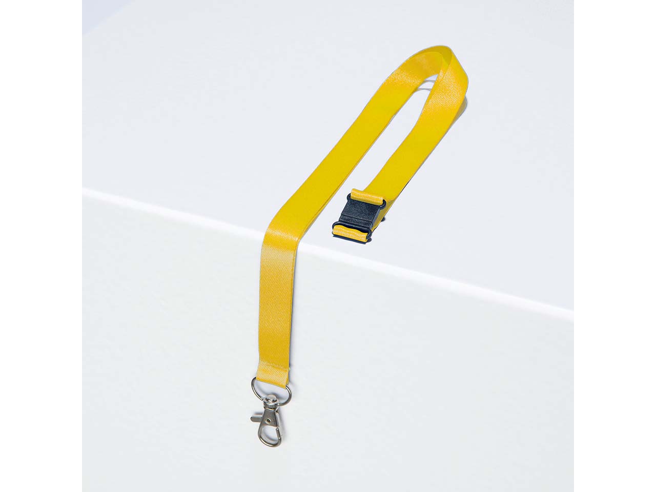 Avery Zweckform 10 Lanyards aus Recyclingkunststoff 440 x 15 mm, gelb