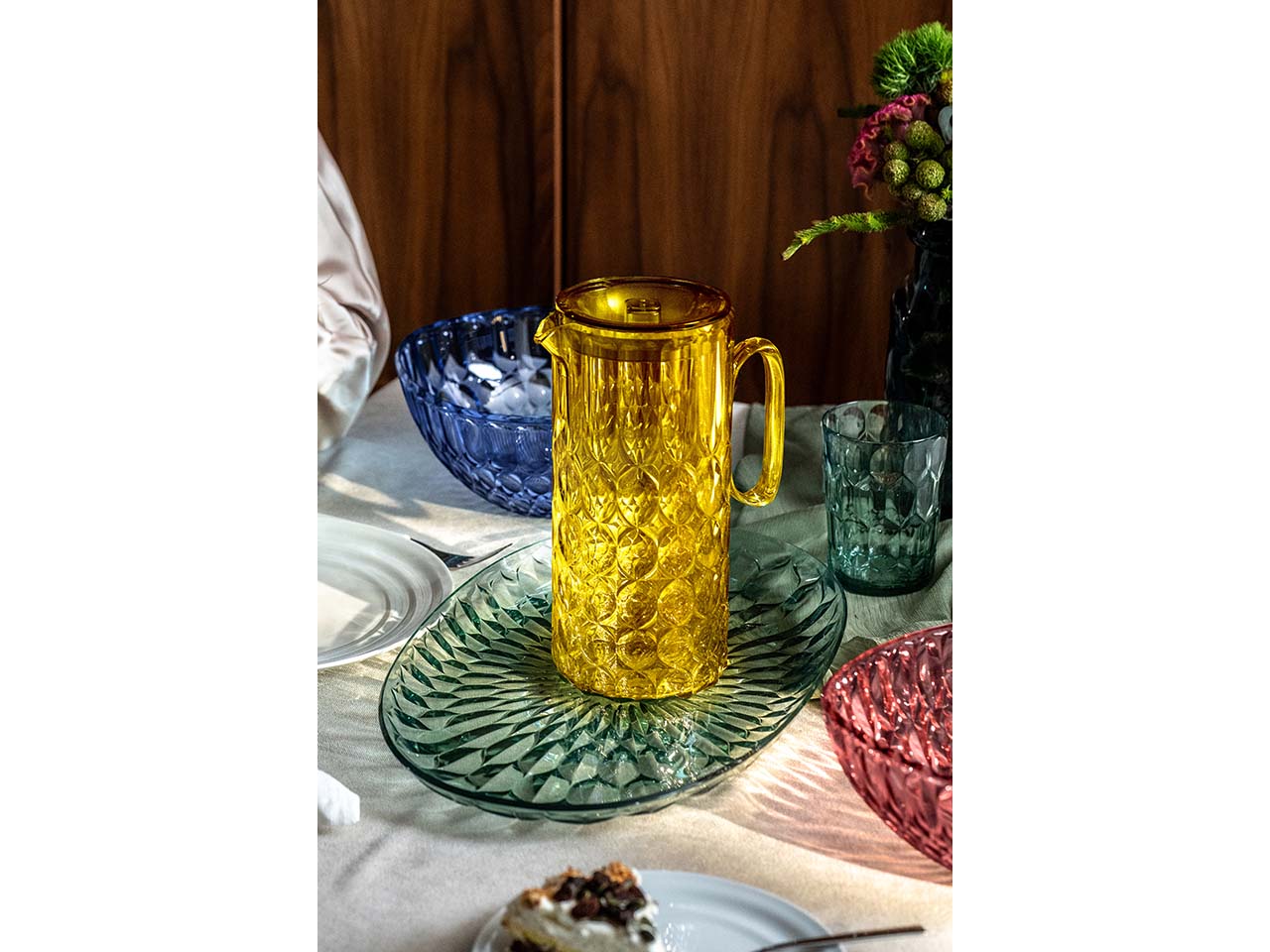 guzzini Karaffe "VANITY" aus biobasiertem Spezial-Acrylglas, 1,75 l, safrangelb