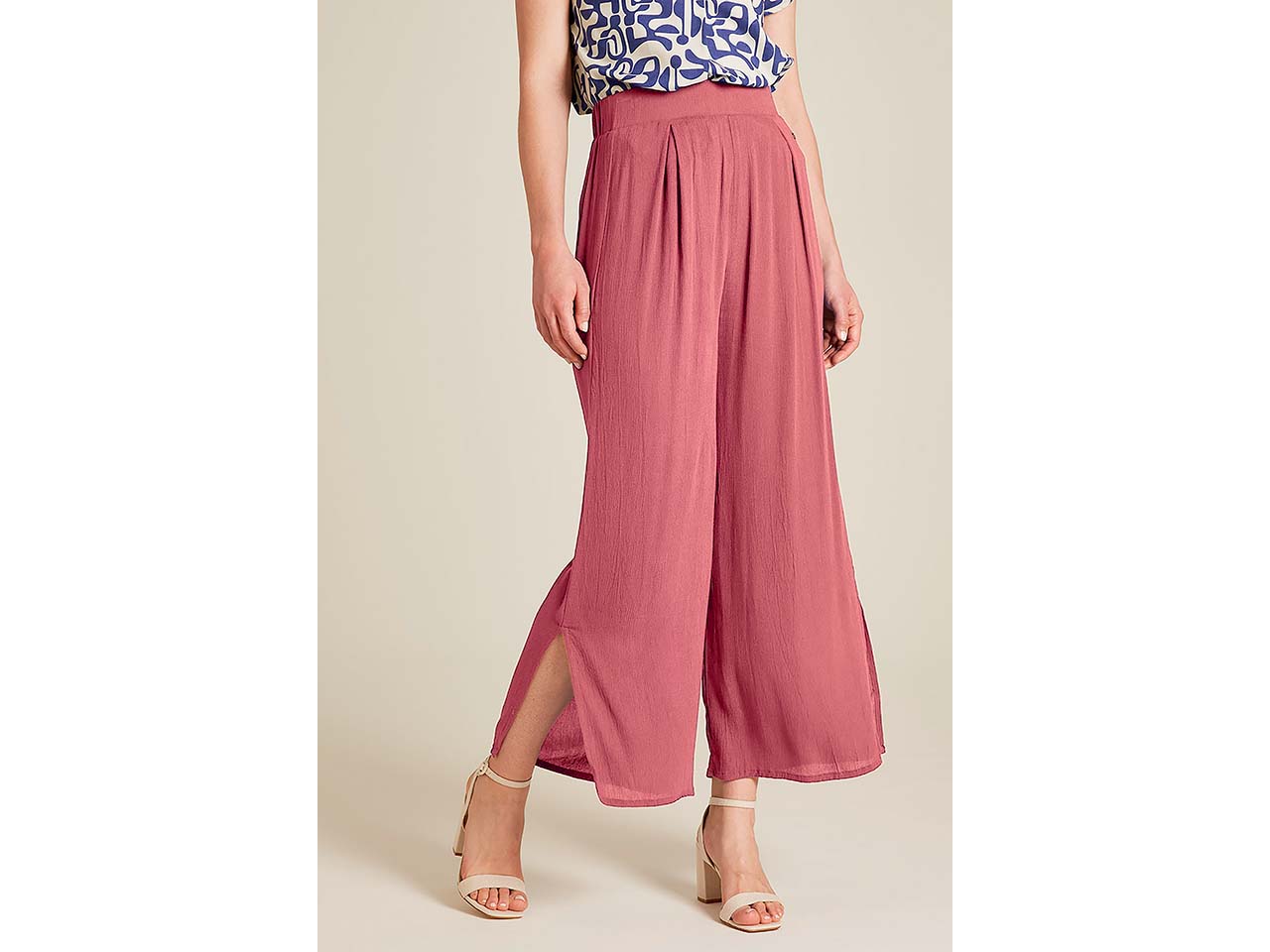 tranquillo Damen-Hose mit strukturiertem Stoff und Schlitz, rose wine, Gr. 42
