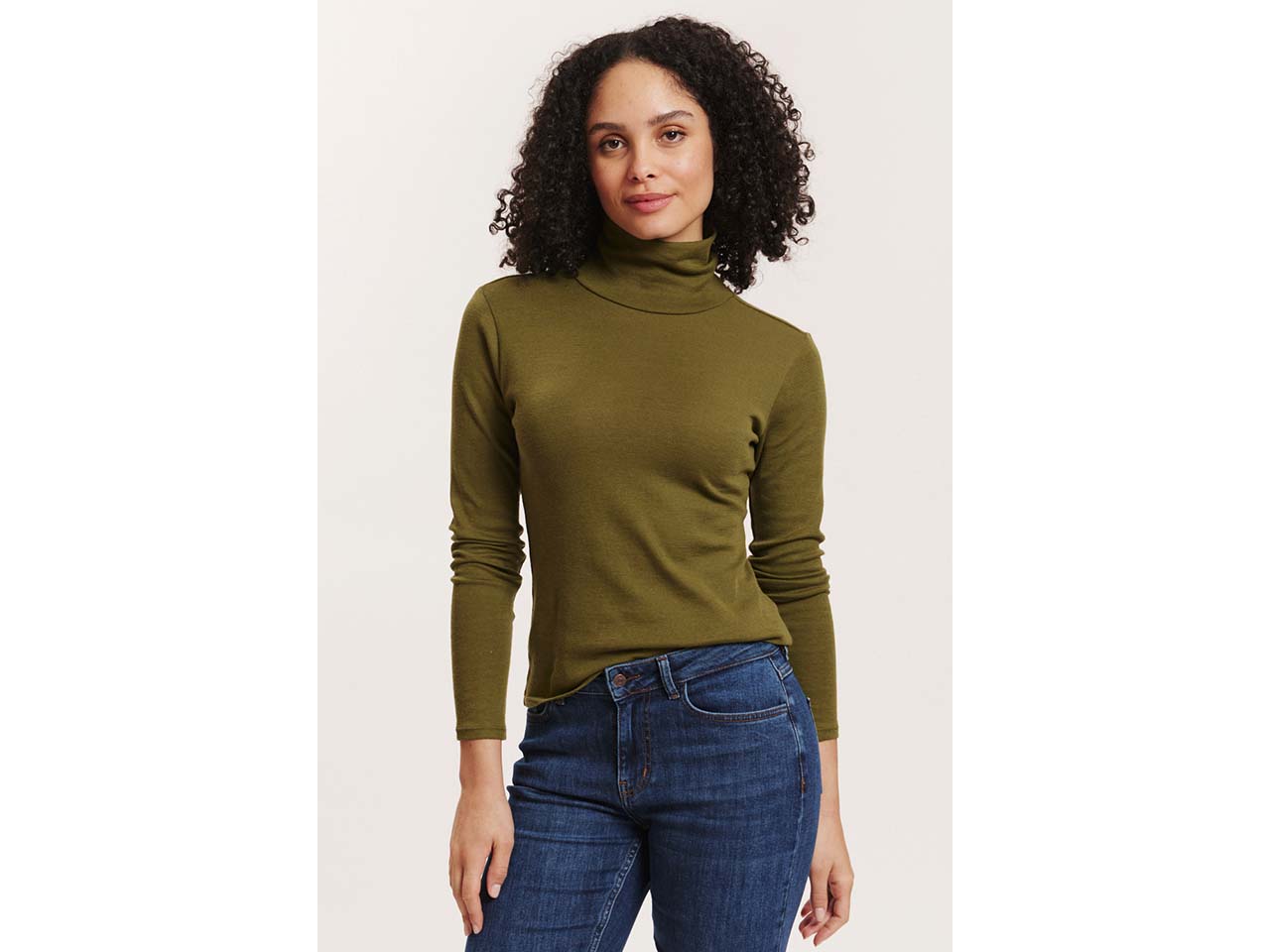 tranquillo Bio-Damen-Langarmshirt 'Marryy' mit 50 % Woll-Anteil, olive, Gr. S