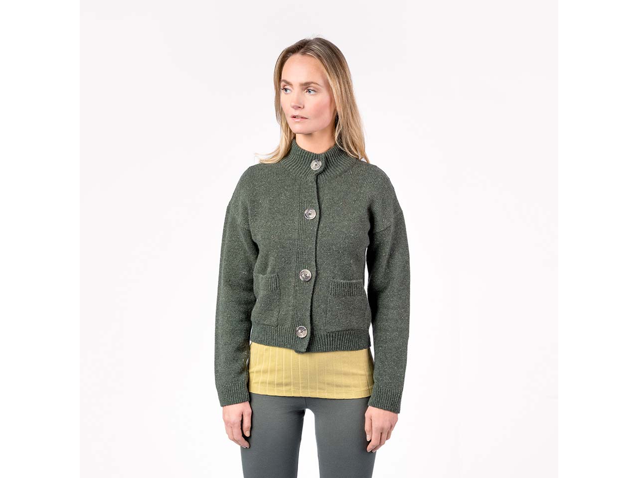 Living Crafts Bio-Damen-Strickjacke 'SIGLIA' mit Stehkragen, irish moss, Gr. M